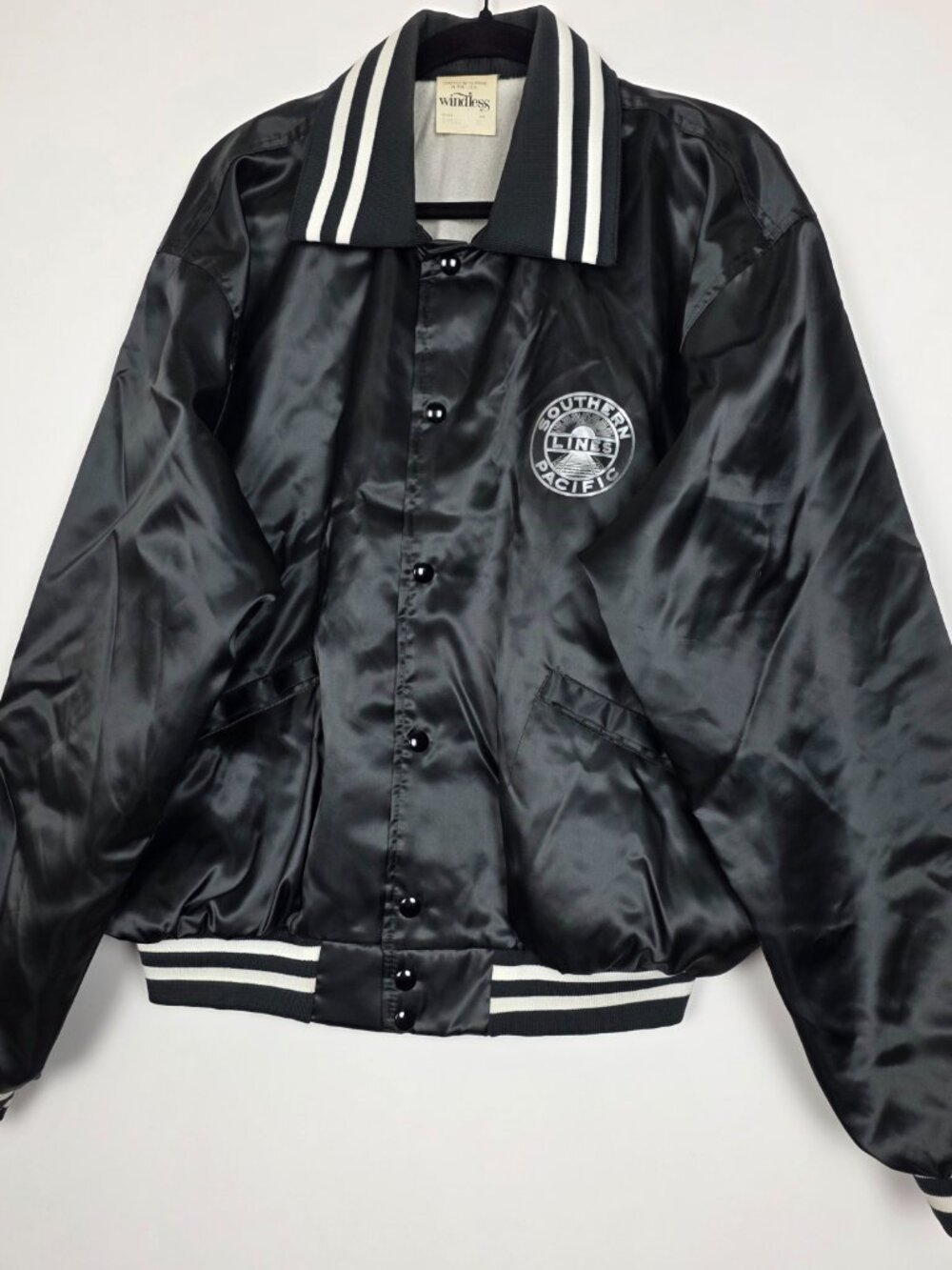 Vintage 80s Windless Southern Pacific Trains Mens XL Black Satin Bomber Jacket